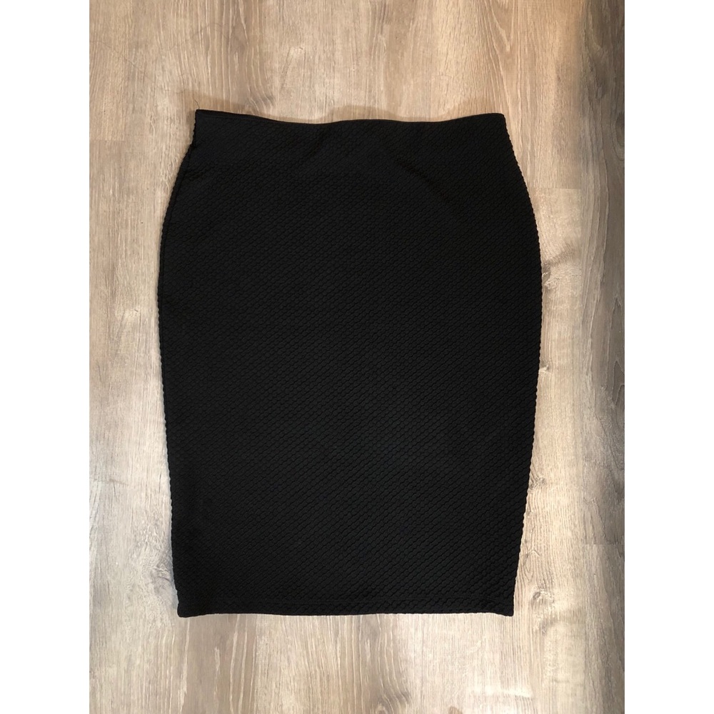 Black pencil skirt